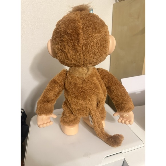 FurReal Peanut The Playful Monkey Works Good 15" Interactive Toy (no Bottle) - Picture 4 of 6